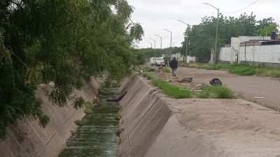 &iexcl;Encobijado! Abandonan cad&aacute;ver de un hombre asesinado en canal pluvial, al sur de Culiac&aacute;n