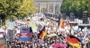 Manifestantes salen a las calles en distintos pa&iacute;ses de Europa y se oponen a medidas anticovid