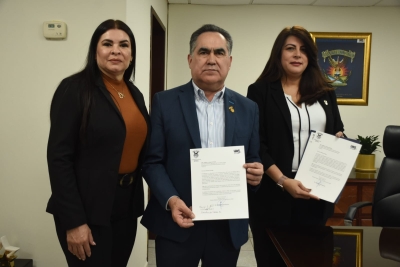 Jes&uacute;s Madue&ntilde;a solicita formalmente ante la Secretar&iacute;a del H. Consejo Universitario su deseo de reelegirse