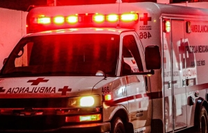 Accidente de tr&aacute;nsito deja a una menor de edad sin vida y a un joven lesionado