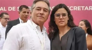L&iacute;der de &ldquo;La Barredora&rdquo; Hern&aacute;n Berm&uacute;dez compr&oacute; uniformes por 72 mdp a empresa de un cercano a Ad&aacute;n Augusto