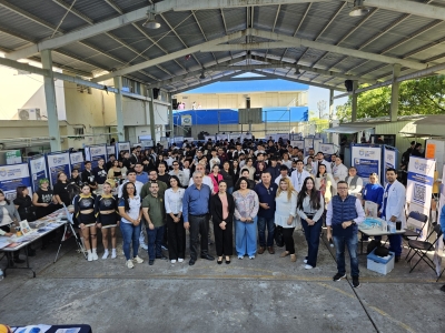 Estudiantes de la Preparatoria Dr. Salvador Allende definen su futuro en la XX Muestra Profesiogr&aacute;fica UAS 2026