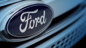 Ford desafiar&aacute; a concesionarios a igualar costos de venta m&aacute;s bajos de Tesla