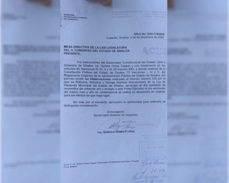 Veta el Gobernador reforma; defiende a propietarios de campos de golf