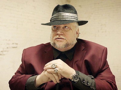 Guillermo Del Toro se estrena como actor al interpretar a un mafioso en una serie