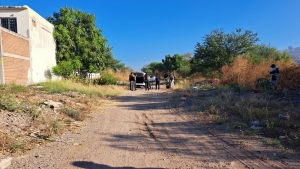 De varios disparos, encuentran ejecutado a un hombre en la Colonia Bosques del &Aacute;lamo, al Norte de Culiac&aacute;n