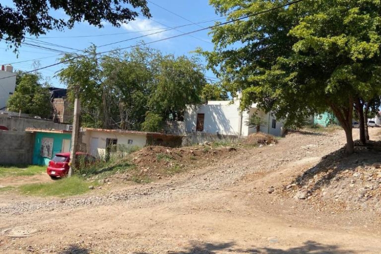 Exigen vecinos de la colonia Los Huizaches la pavimentaci&oacute;n de calle Minas del 14 al Ayuntamiento de Culiac&aacute;n