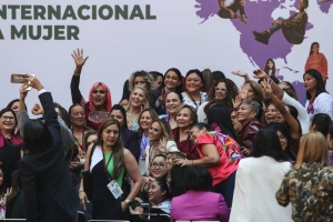 Mujeres gobernadoras: INE establece cuota de 5 candidatas para 2024; PAN impugnará