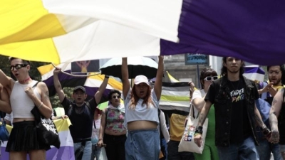 Realizan la primera marcha no binarie en la CDMX