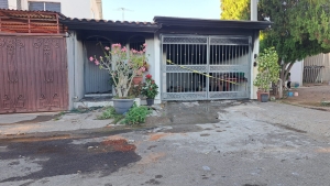 Hombres armados incendian casa en Santa Fe, al Norte de Culiac&aacute;n; s&oacute;lo se registran da&ntilde;os materiales