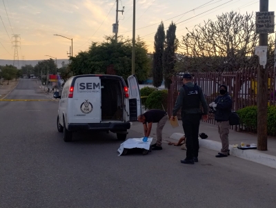 Asesinan de un balazo en la cabeza a un hombre al salir de su casa, en la 8 de Febrero, en Culiac&aacute;n