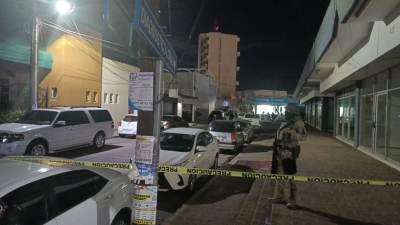Un velador es asesinado en una plaza comercial de Lomas del Bulevard