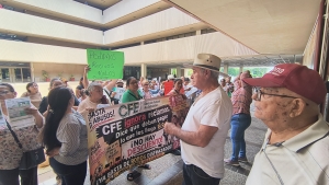 No vamos a pagar; que pague el Gobierno&rdquo;: Usuarios de CFE en Sinaloa protestan por aumento a 4 pesos