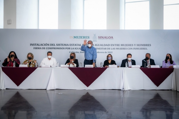 Alcade JEF le reprocha al gobernador y diputados por autorizar descuentos en agua potable