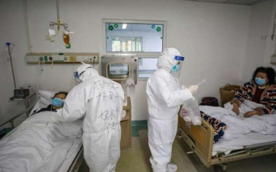 Sigue en aumento el n&uacute;mero de infectados por coronavirus en China ya son m&aacute;s de 63 mil; 1, 380 personas han muerto