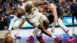 LeBron James ser&aacute; baja con Lakers por lesi&oacute;n en pie derecho
