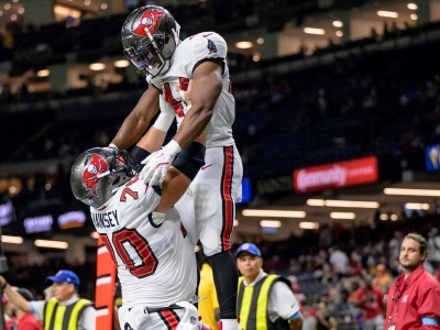 Bucaneros de Tampa Bay aplasta 51-27 a los Santos de Nueva Orleans
