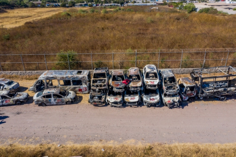 Retiran más de 120 vehículos calcinados tras segundo &quot;Culiacanazo&quot;