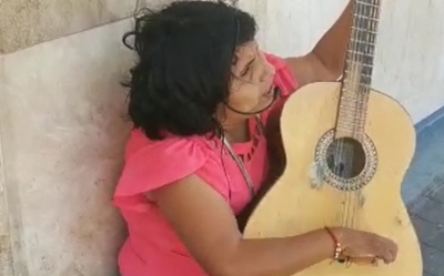Milagros de Jes&uacute;s lucha cada d&iacute;a para sacar adelante a sus hijos