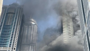 Evac&uacute;an a m&aacute;s de 3 mil personas de un edificio en Dub&aacute;i