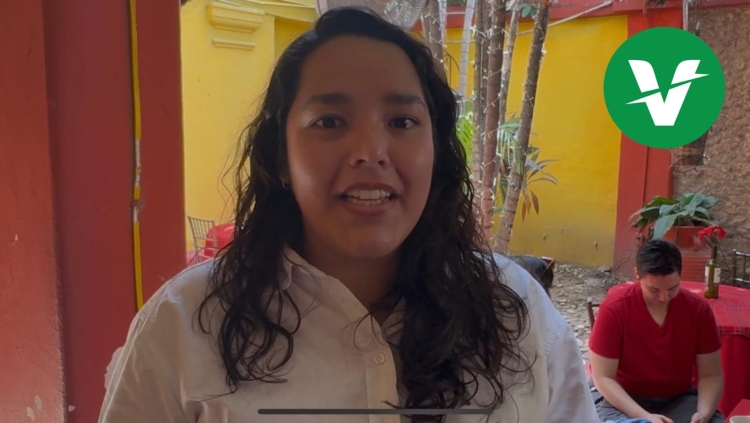 Activista Emma Zerme&ntilde;o considera &ldquo;grav&iacute;simo&rdquo; que la diputada Negrete pretenda sancionar chats de WhatsApp.
