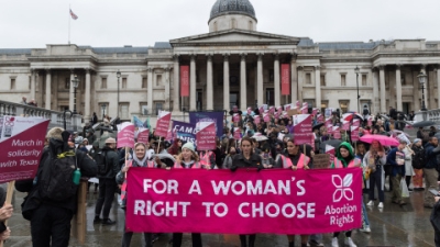 El Parlamento británico despenaliza el aborto en Inglaterra y Gales