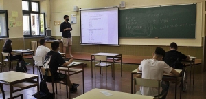 Docentes demandan que el contraer covid-19 sea riesgo de trabajo.