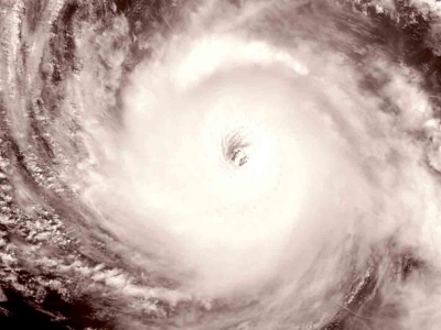 ‘Felicia’ es huracán categoría 4 en el Océano Pacífico