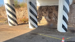 Lo matan a balazos y lo dejan debajo de un puente en la Autopista Benito Ju&aacute;rez, en Mocorito