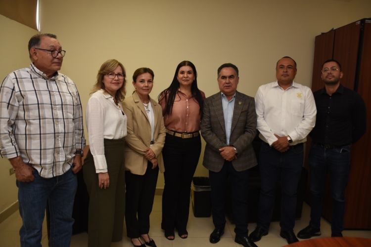 La administración del Rector Jesús Madueña Molina cumple con el principio de paridad de género universitarias rinden protesta