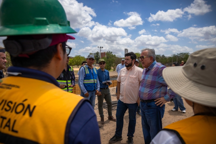 Al supervisar avances del Malec&oacute;n Margen Izquierdo, Gobernador Rocha Moya afirma que la obra dar&aacute; mejor calidad de vida a Culiac&aacute;n