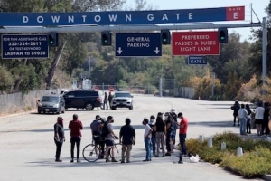 Los Dodgers de Los Ángeles rechazan entrada de agentes de ICE a su estadio