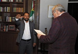 Suple Rocha a Pucheta en la subsecretar&iacute;a de Turismo