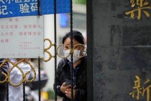 Shanghai estima el miércoles detener el pico de contagios covid
