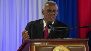 El consejo de transición de Haití elige a Edgard Leblanc como su Presidente