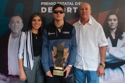 Recibe Marco Verde y Radam&eacute;s Hern&aacute;ndez el PED 2024