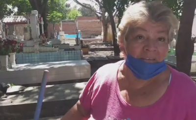 Primero al Pante&oacute;n Civil, luego al Guadalupano, el recorrido de Do&ntilde;a Luisa por el D&iacute;a de Muertos