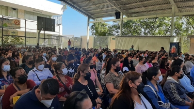 La UAS presenta a madres y padres el Programa Integral de Acci&oacute;n Estudiantil para alumnos de Bachillerato
