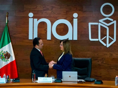 INAI le revira a L&oacute;pez Obrador, pide respeto y di&aacute;logo abierto