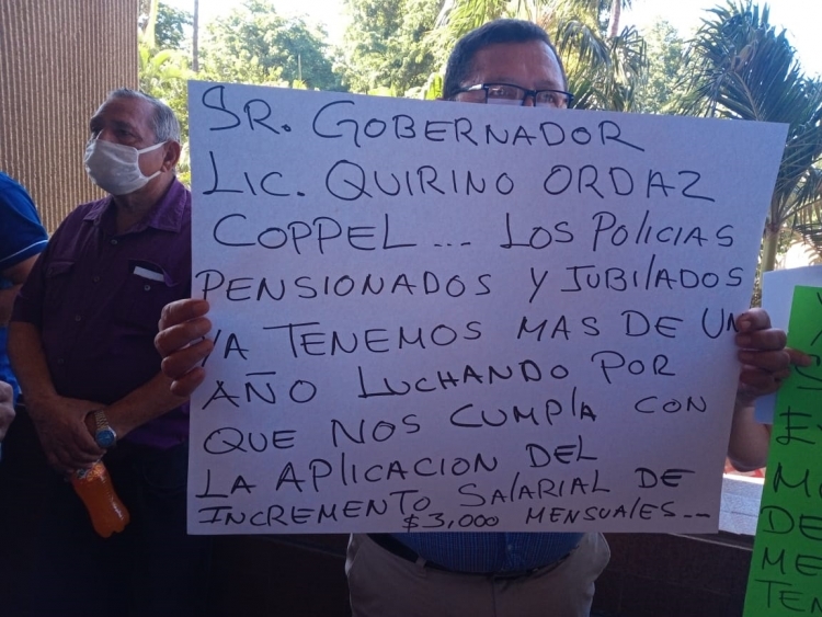 Amenazan ministeriales con plant&oacute;n indefinido en Palacio de Gobierno