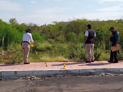 Hallan cad&aacute;ver de un hombre en estado de descomposici&oacute;n a un lado de La Costerita, en Culiac&aacute;n