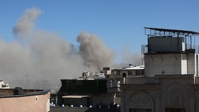 Israel lanza nuevo bombardeo sobre Irán; daña a la sede de Media Luna Roja