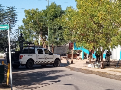 Ejército y GN sitian edificio en Alturas del Sur, en Culiacán
