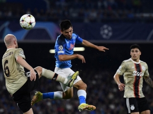 A apoyar al &lsquo;Chucky&rsquo; Lozano; nominado a Gol de la Semana en Champions