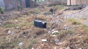En la Miguel de la Madrid, Culiac&aacute;n, polic&iacute;a municipal y SEDENA localizan caja fuerte saqueada; cre&iacute;an que era una bomba