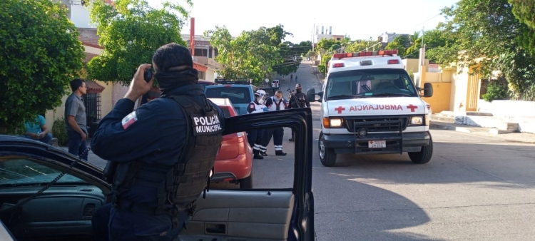 Muere ex agente de policía, al parecer por sobredosis, en Culiacán