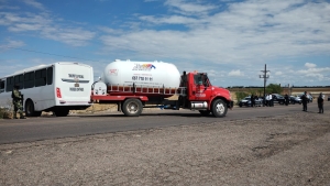 Liberan de narcobloqueos carreteras de Navolato