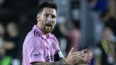 Messi marca el gol del triunfo en su debut con el Inter Miami; derrota al Cruz Azul 2-1 en la Leagues Cup