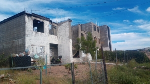 Intentan con la fuerza retirar a invasores de Valle de Agua por Imala