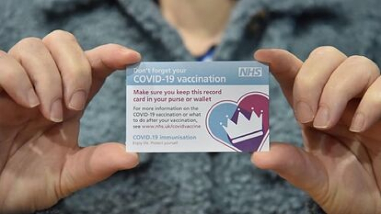 EDITORIAL: La cartilla de vacunación anti Covid